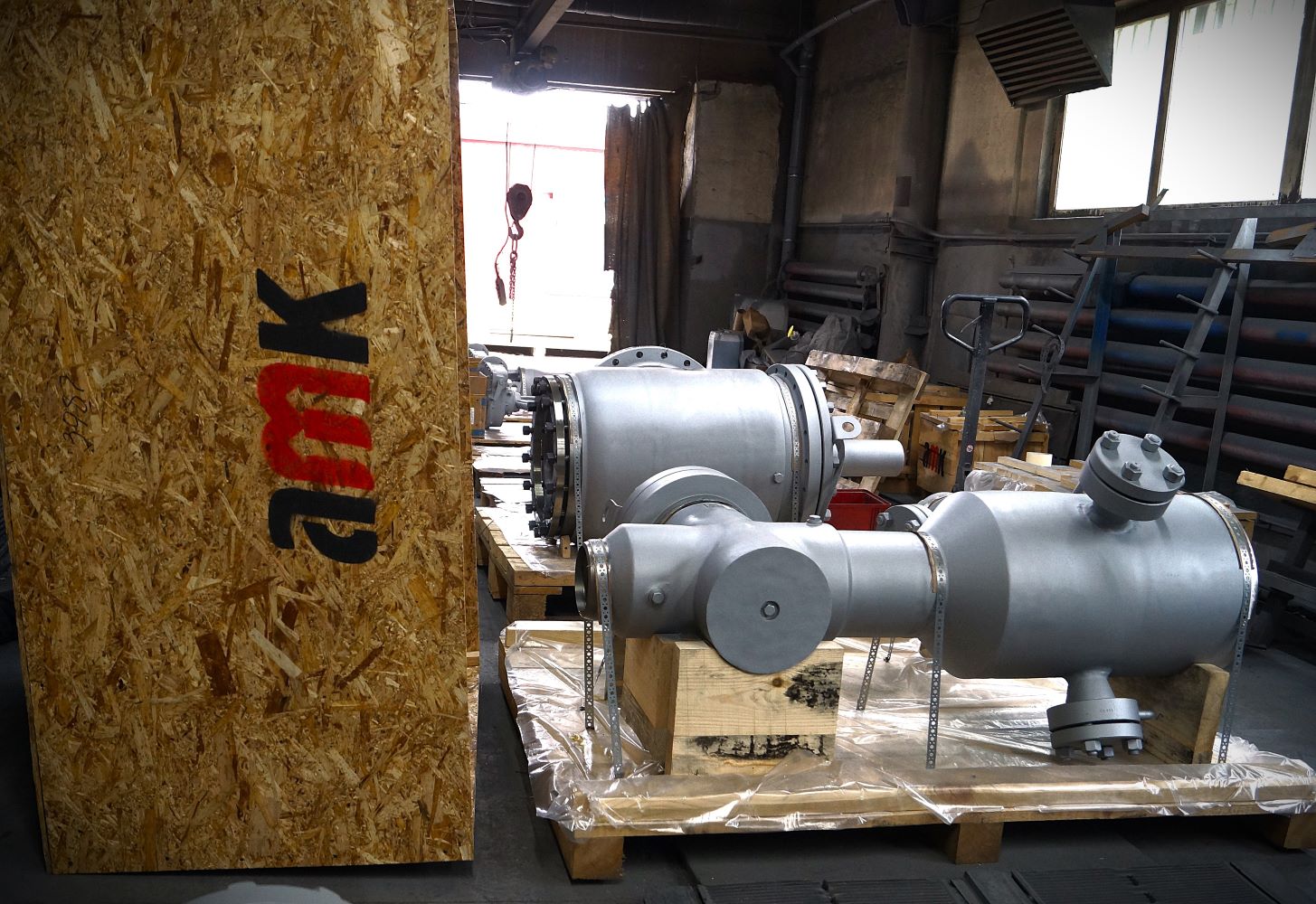 The PRCU is equipped with an amk.LRV.RSC DN150/400 butterfly valve with three throttling stages and eight nozzles The PRCU is equipped with an amk.LRV.RSC DN150/400 butterfly valve with three throttling stages and eight nozzles| amk news